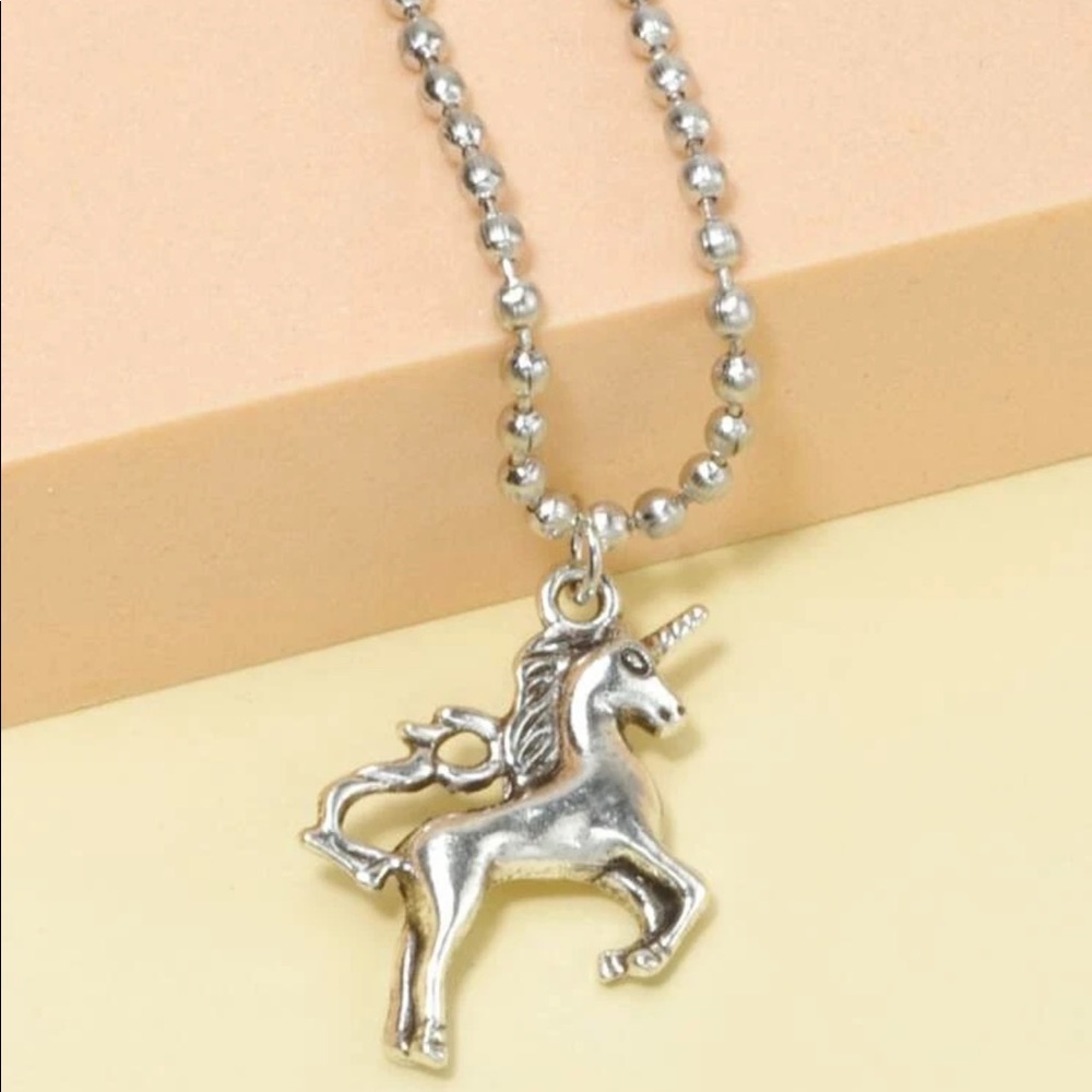 🦄Unicorn Charm Silver Bead Ball Chain necklace